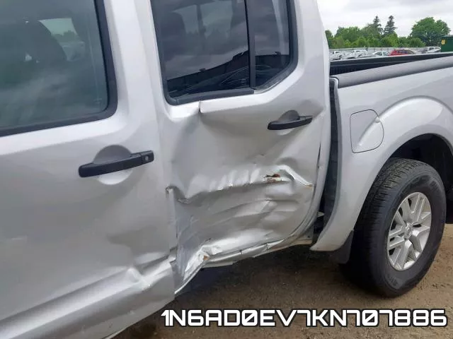 1N6AD0EV7KN707886 фото 9