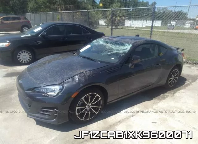JF1ZCAB1XK9600071 фото 3