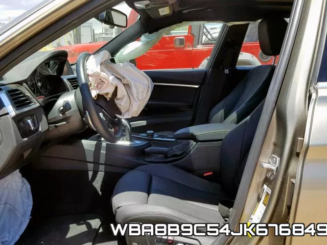 WBA8B9C54JK676849 фото 6