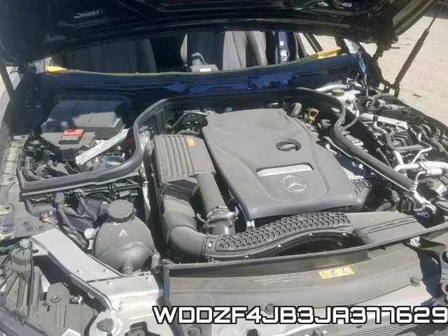 WDDZF4JB3JA377629 фото 8