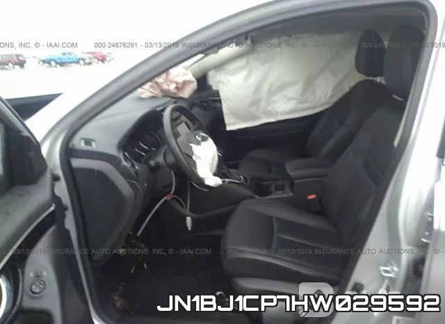 JN1BJ1CP7HW029592 фото 6