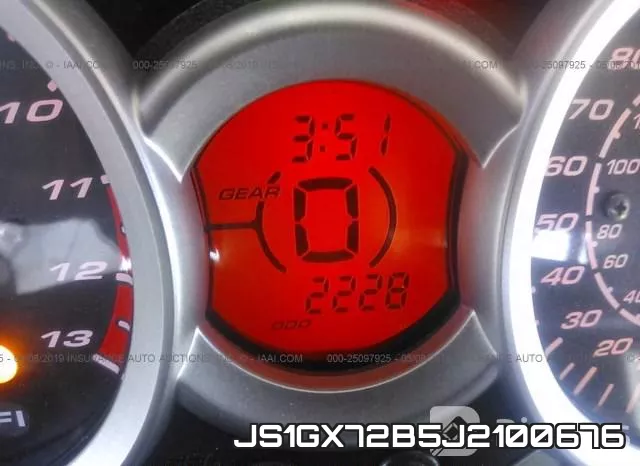 JS1GX72B5J2100676 фото 8