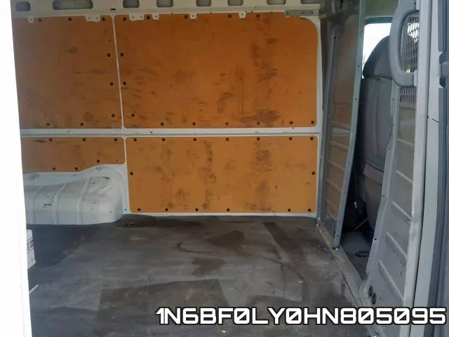 1N6BF0LY0HN805095 фото 7