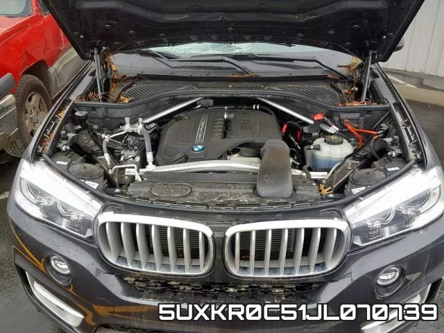 5UXKR0C51JL070739 фото 8