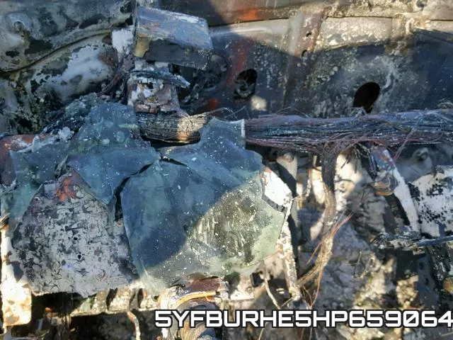 5YFBURHE5HP659064 фото 9