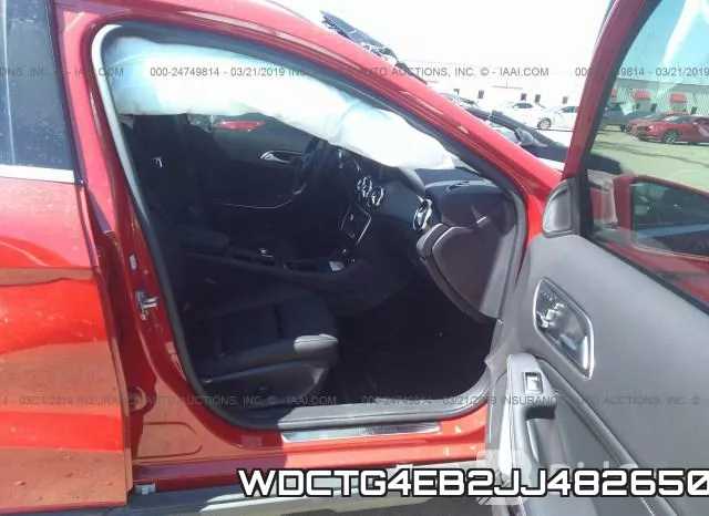 WDCTG4EB2JJ482650 фото 6