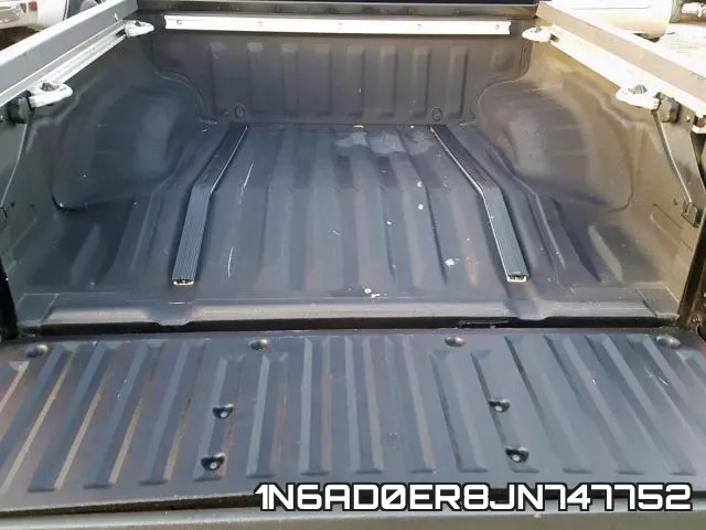 1N6AD0ER8JN747752 фото 10