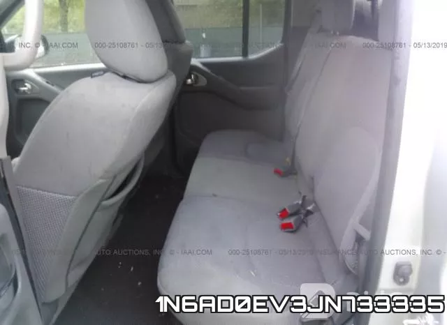 1N6AD0EV3JN733335 фото 8