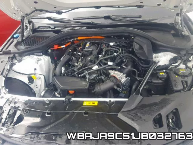 WBAJA9C51JB032763 фото 8