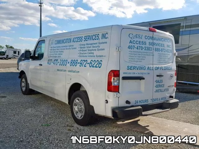 1N6BF0KY0JN800440 фото 4
