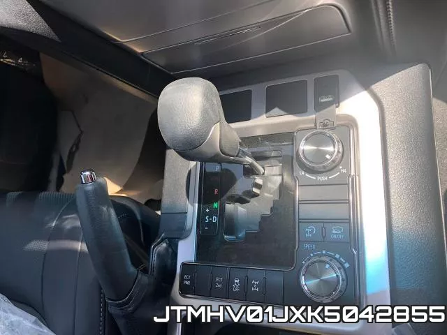 JTMHV01JXK5042855 фото 10