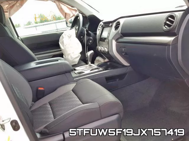 5TFUW5F19JX757419 фото 6