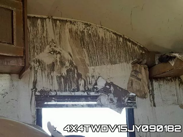 4X4TWDV15JY090182 фото 10
