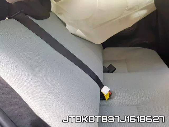 JTDKDTB37J1618627 фото 7