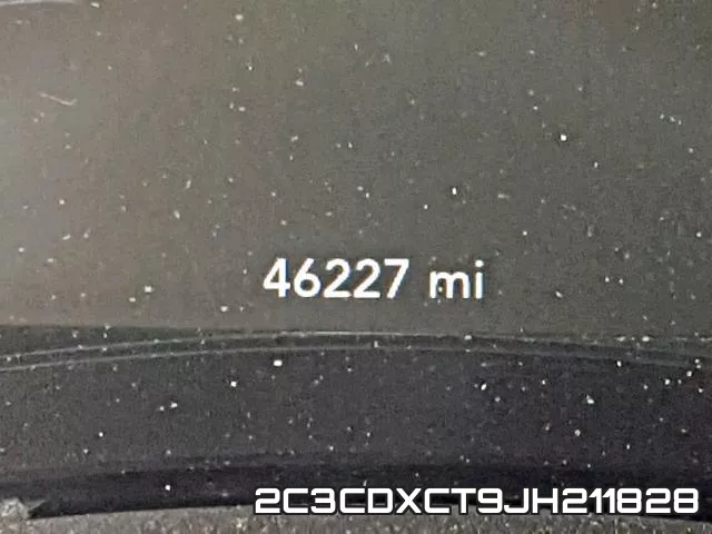 2C3CDXCT9JH211828 фото 9