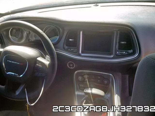 2C3CDZAG8JH327832 фото 10
