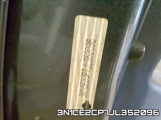 3N1CE2CP7JL352096 фото 2