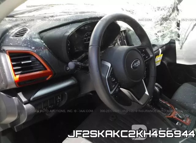 JF2SKAKC2KH456944 фото 6