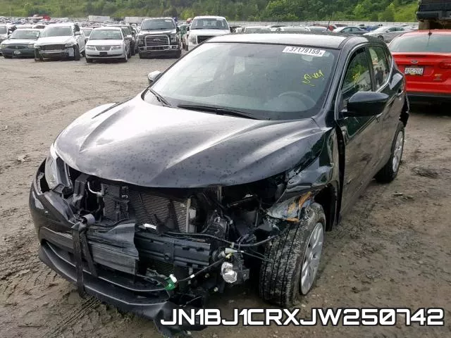 JN1BJ1CRXJW250742 фото 3