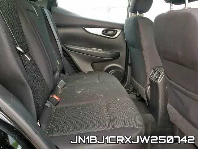 JN1BJ1CRXJW250742 фото 7