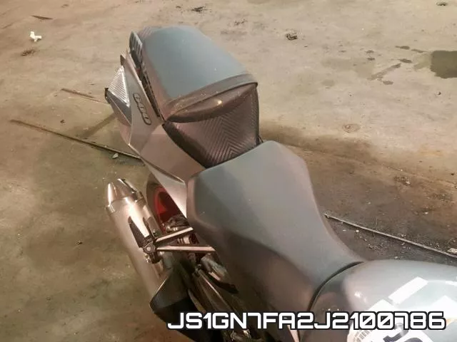 JS1GN7FA2J2100786 фото 7