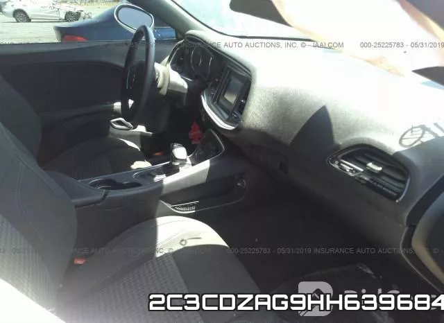 2C3CDZAG9HH639684 фото 6