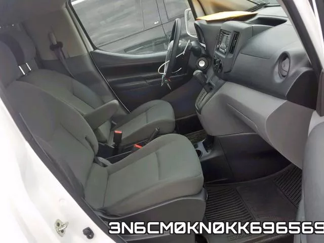 3N6CM0KN0KK696569 фото 6