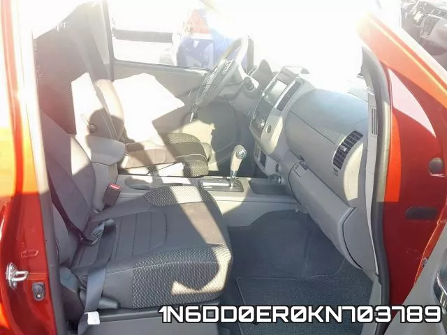 1N6DD0ER0KN703789 фото 6