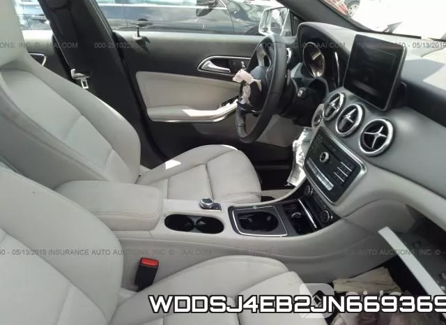 WDDSJ4EB2JN669369 фото 6