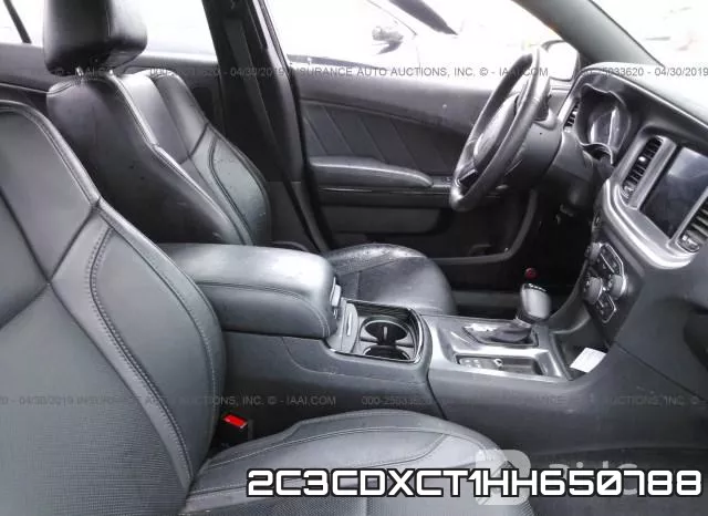 2C3CDXCT1HH650788 фото 6