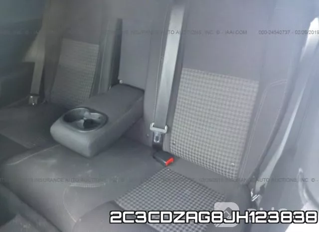 2C3CDZAG8JH123838 фото 9
