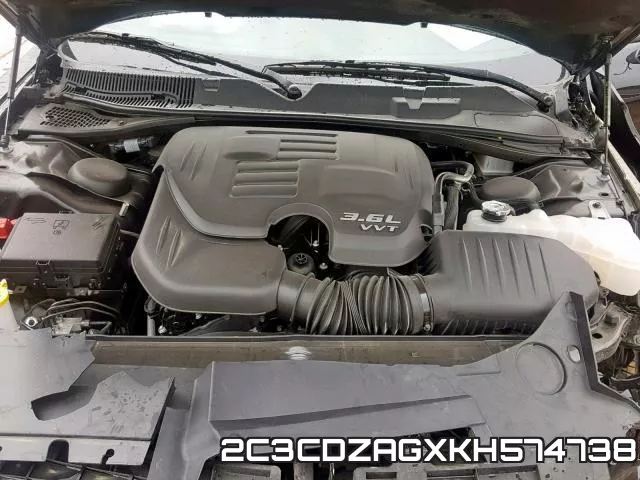 2C3CDZAGXKH574738 фото 8