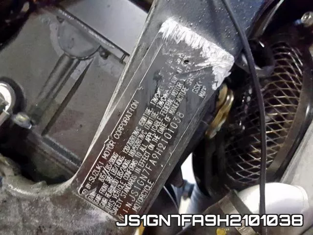 JS1GN7FA9H2101038 фото 2