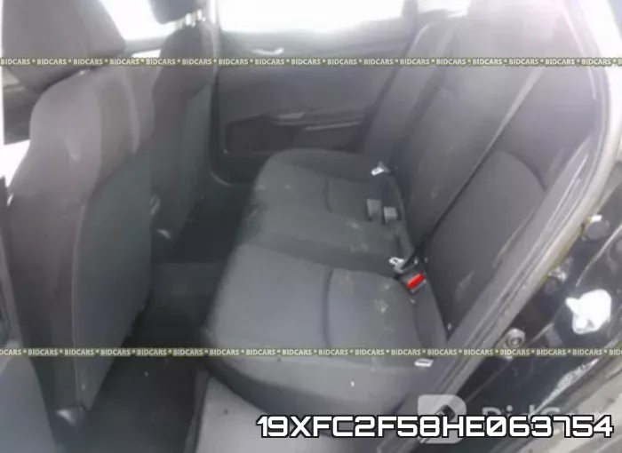 19XFC2F58HE063754 фото 9