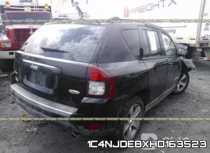 1C4NJDEBXHD163523 фото 5