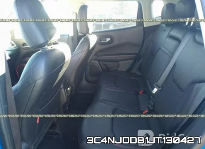 3C4NJDDB1JT130427 фото 9