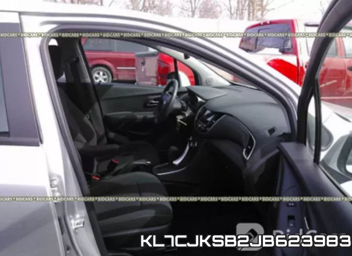 KL7CJKSB2JB623983 фото 6