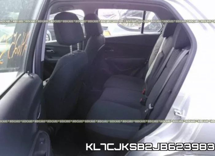 KL7CJKSB2JB623983 фото 9