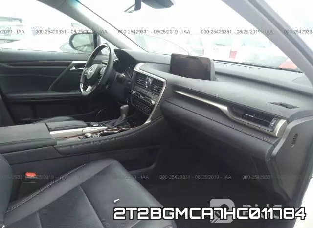 2T2BGMCA7HC011784 фото 6