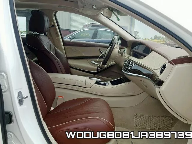 WDDUG8DB1JA389739 фото 6