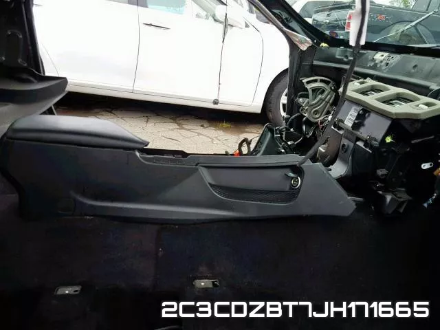 2C3CDZBT7JH171665 фото 6