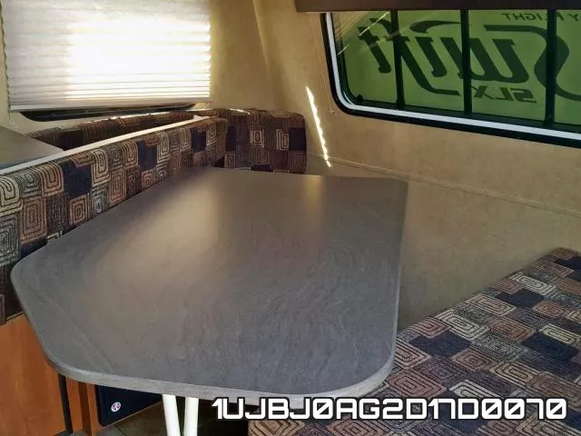 1UJBJ0AG2D17D0070 фото 6