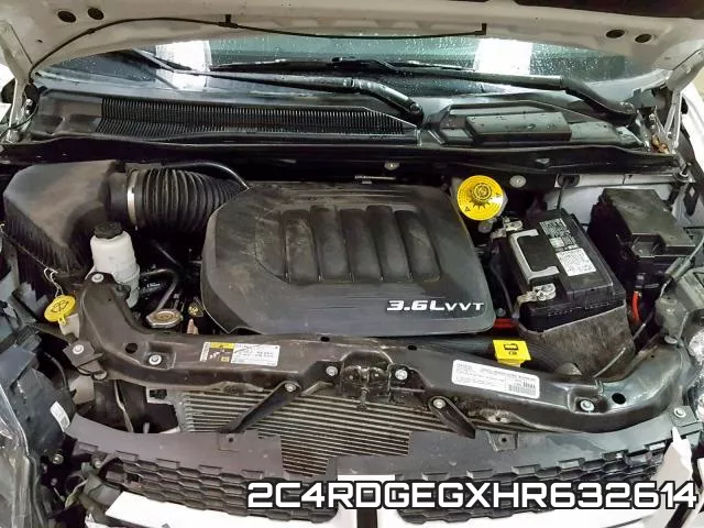 2C4RDGEGXHR632614 фото 8