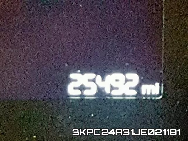 3KPC24A31JE021181 фото 9