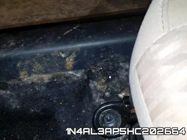 1N4AL3AP5HC202664 фото 10