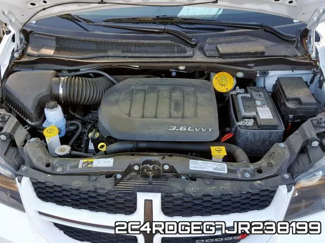 2C4RDGEG7JR238199 фото 8