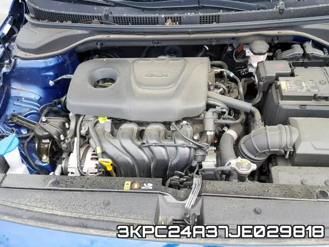 3KPC24A37JE029818 фото 8