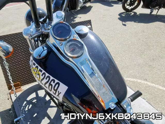 1HD1YNJ6XKB043845 фото 6