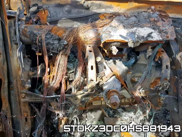 5TDKZ3DC0HS881943 фото 9