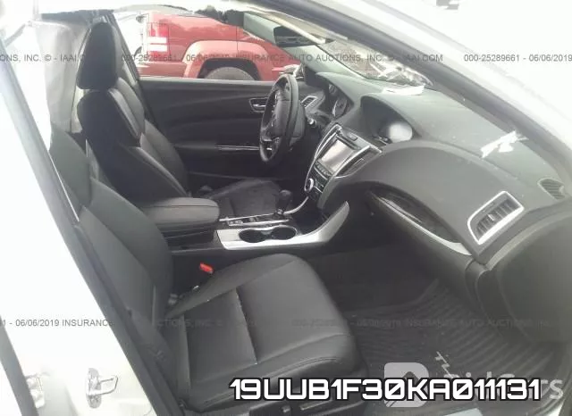 19UUB1F30KA011131 фото 6